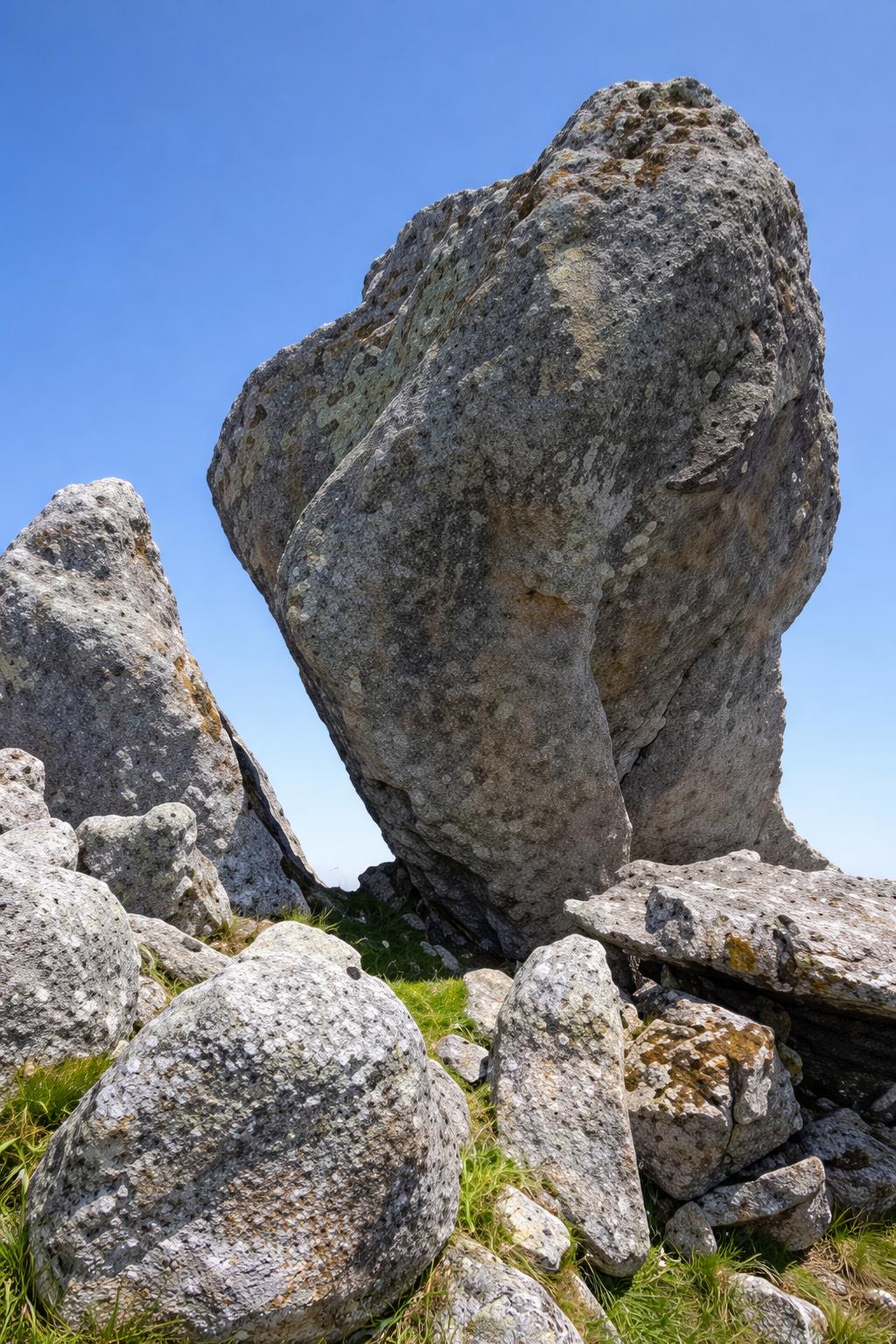 Mount Obox and the Natural Megaliths